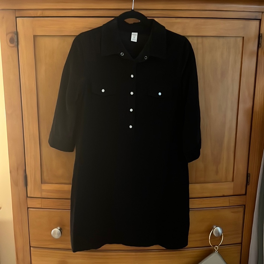 Old Navy little, black corduroy dress! Size M.